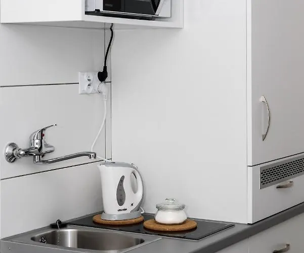 Magnetic Nowogrodzka B * Warszawa